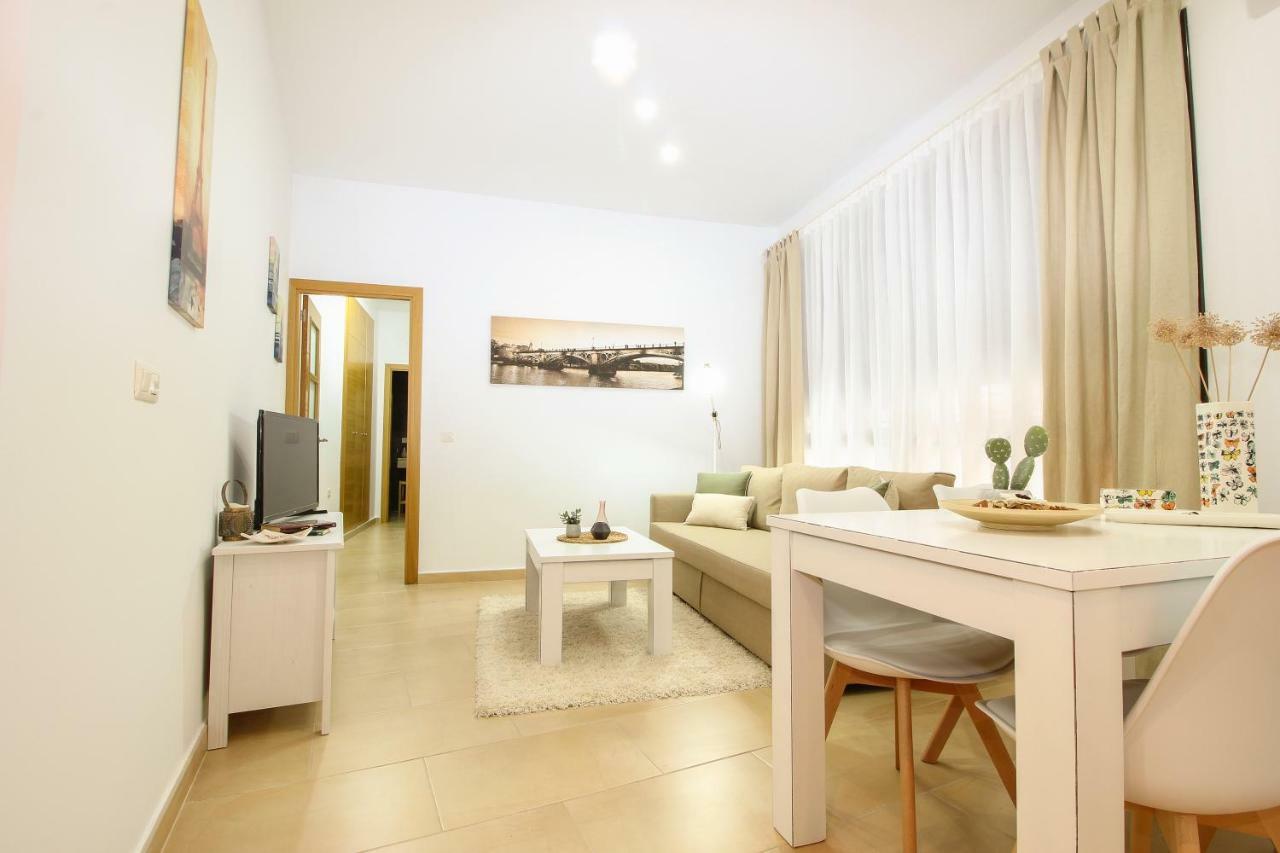 Apartamento San Julian Siviglia Esterno foto